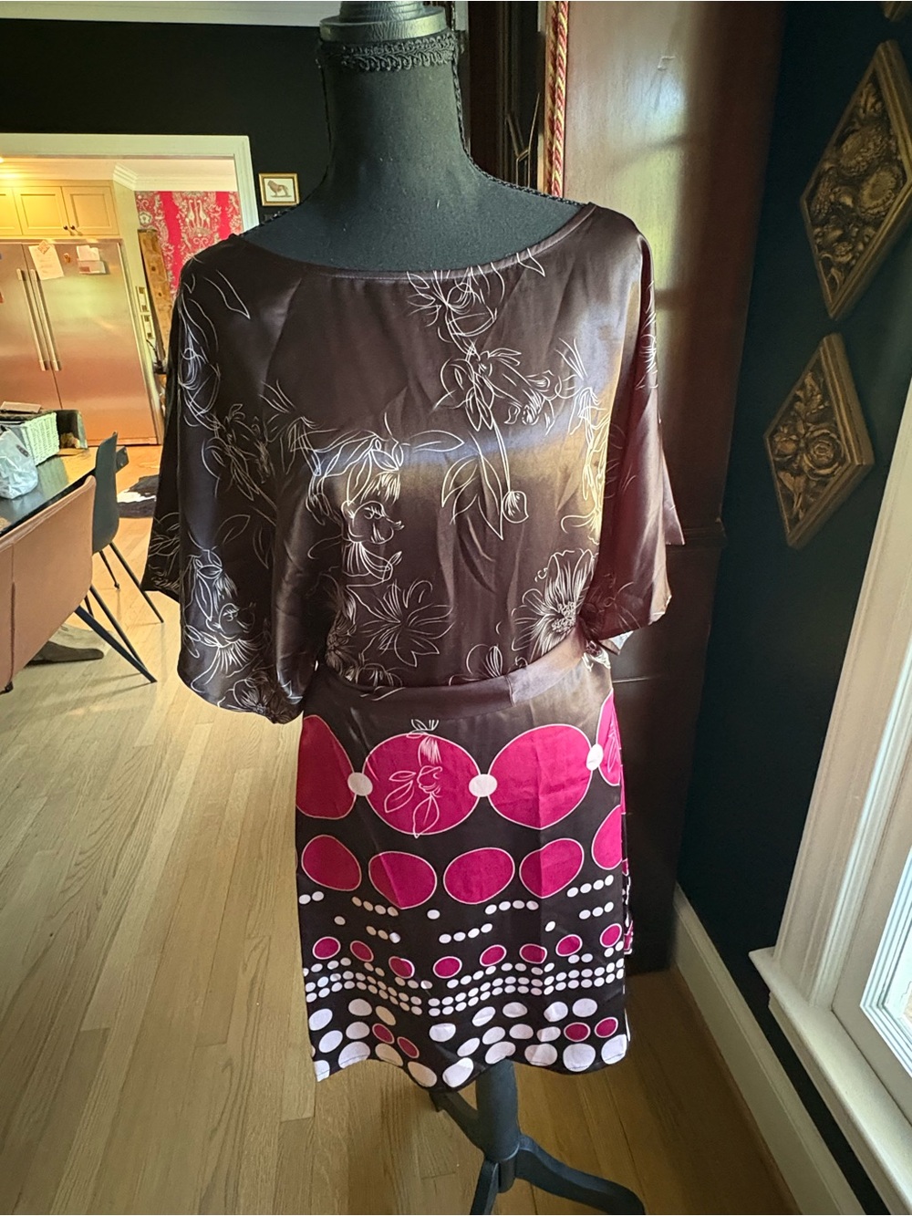 BCBGMaxAzria Black kimono-style dress